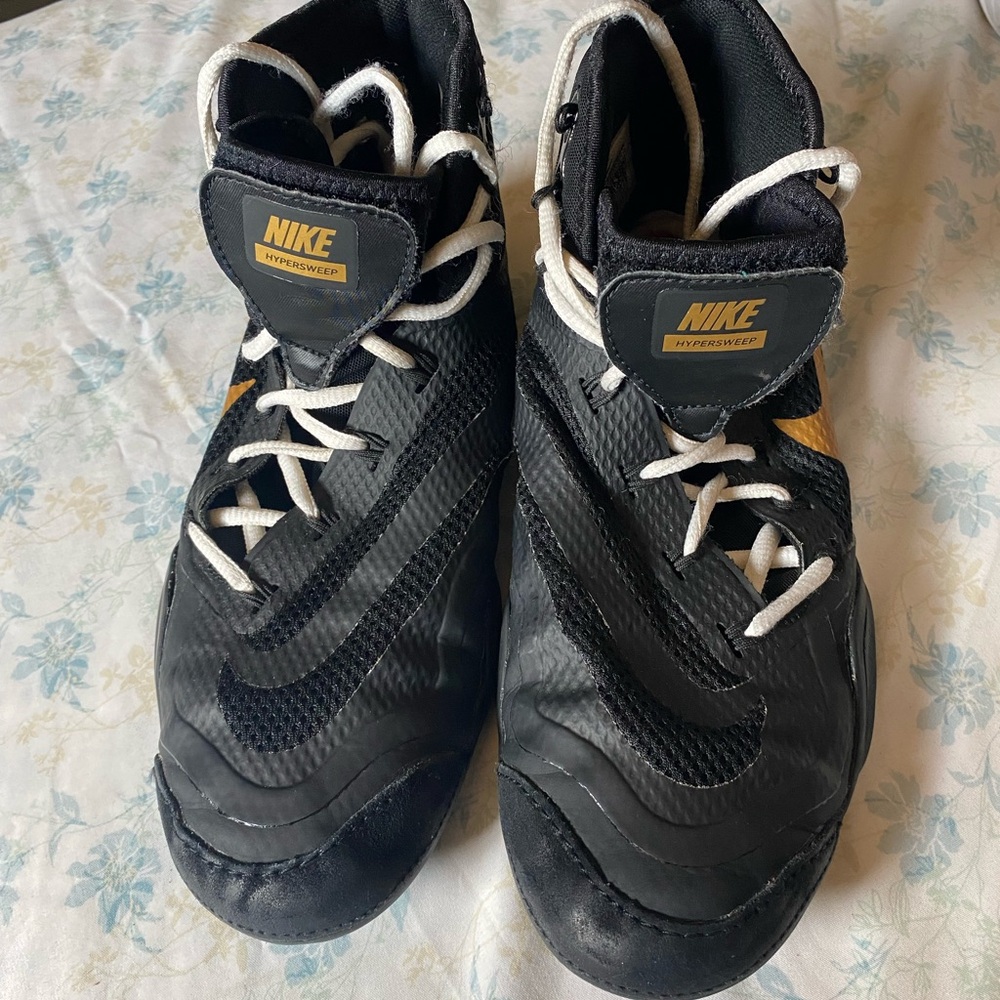 Nike Black and Gold Wrestling shoes